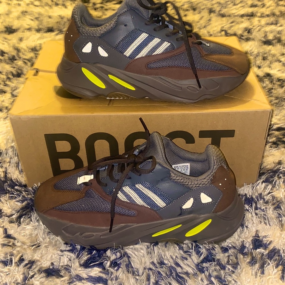 COPY - Yeezys